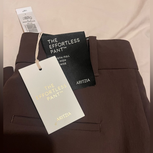 Aritzia -The Effortless Pant Crepette - Picture 7 of 8